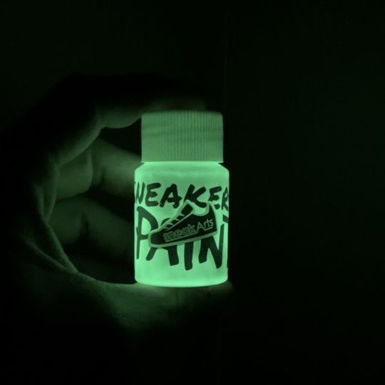 https://sneakarts.com/1766-medium_default/glow-in-the-dark.jpg