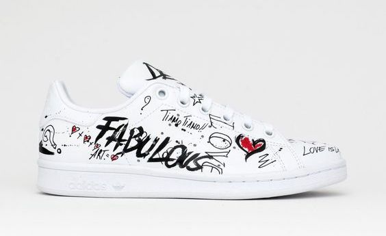 Fabulous Sneakers Painting right